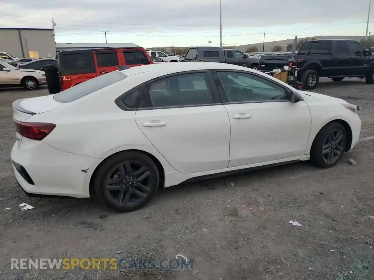 3 fotografías del automóvil dañado 3KPF34AD1ME391893 KIA FORTE 2021