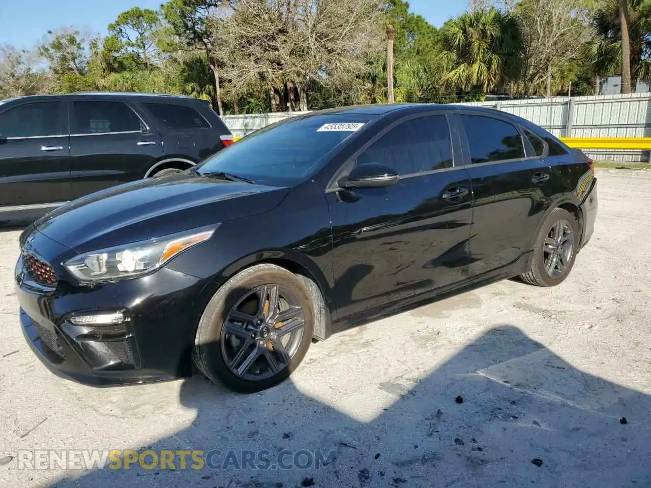 1 Photograph of a damaged car 3KPF34AD2ME310853 KIA FORTE 2021