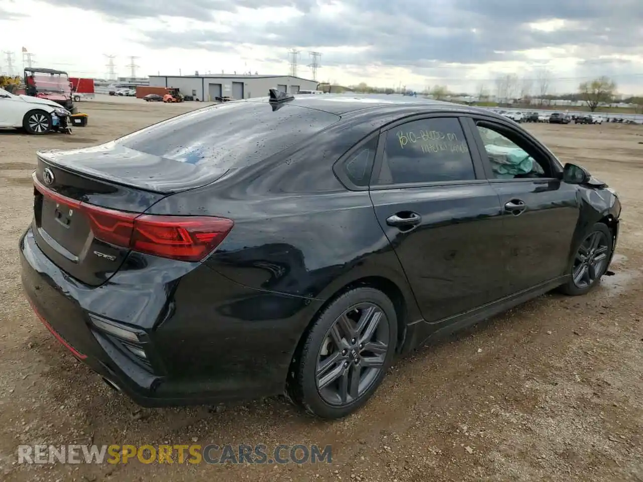 3 Photograph of a damaged car 3KPF34AD2ME317544 KIA FORTE 2021