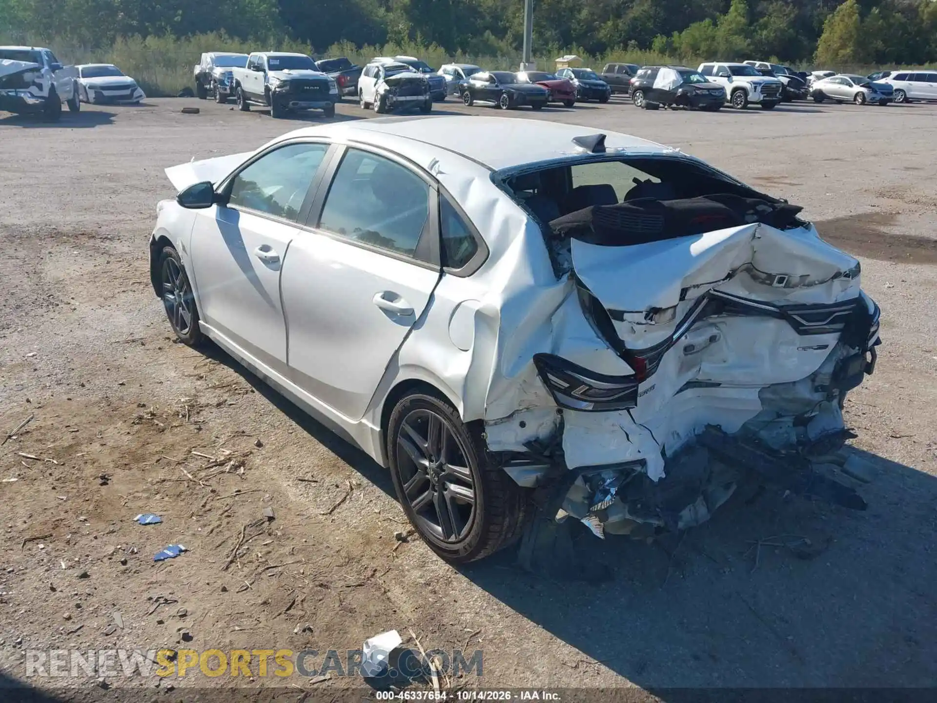 3 fotografías del automóvil dañado 3KPF34AD2ME330276 KIA FORTE 2021