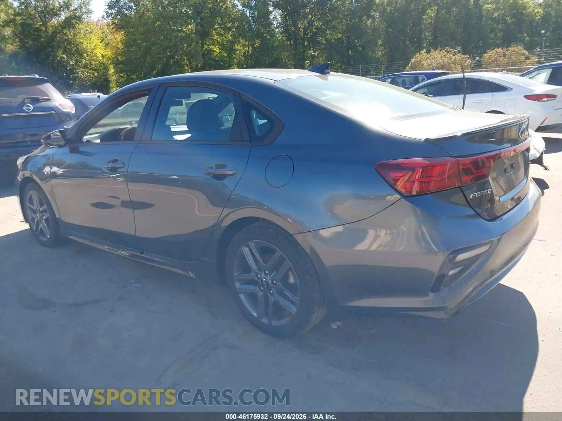 3 Photograph of a damaged car 3KPF34AD2ME400102 KIA FORTE 2021