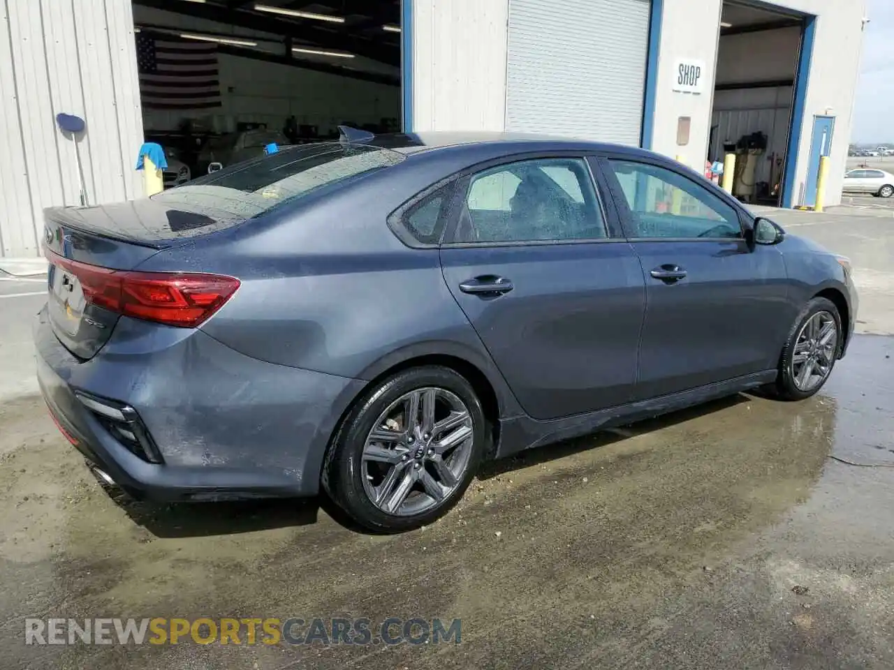3 Photograph of a damaged car 3KPF34AD3ME268421 KIA FORTE 2021
