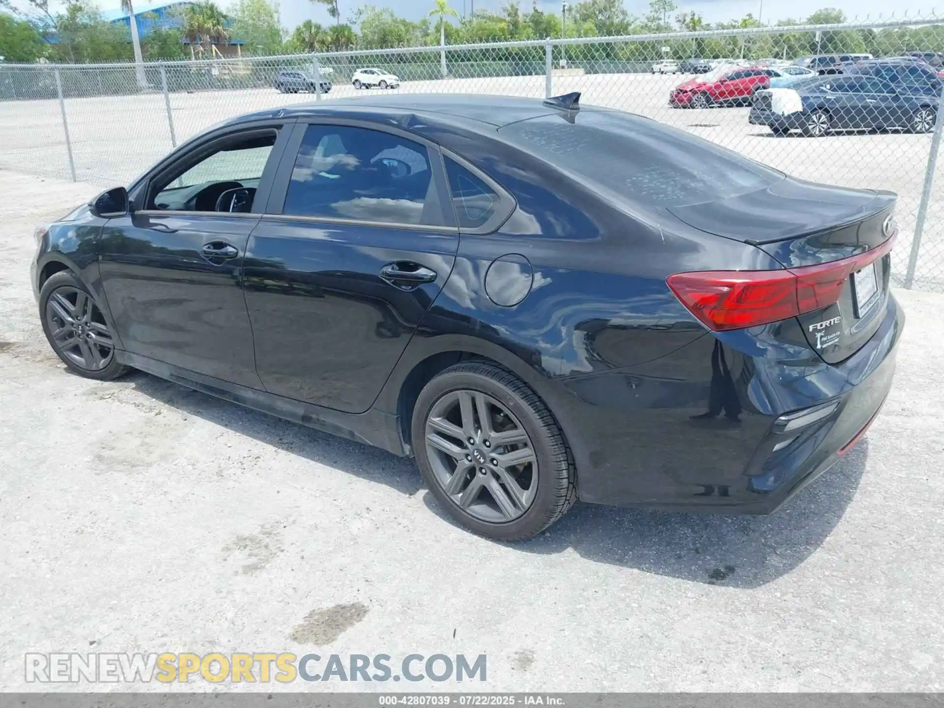 3 Photograph of a damaged car 3KPF34AD3ME300445 KIA FORTE 2021