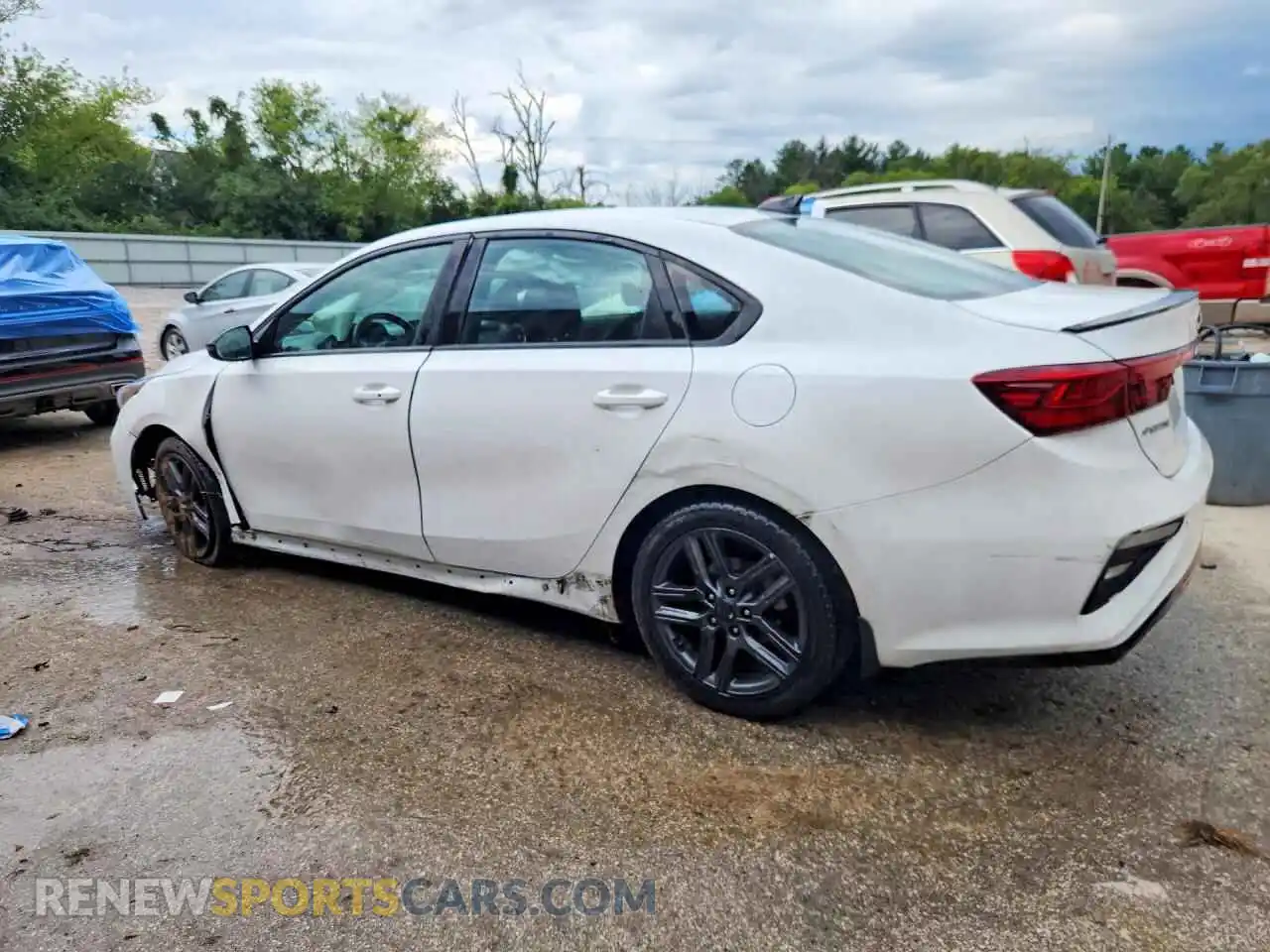 2 Photograph of a damaged car 3KPF34AD3ME383505 KIA FORTE 2021
