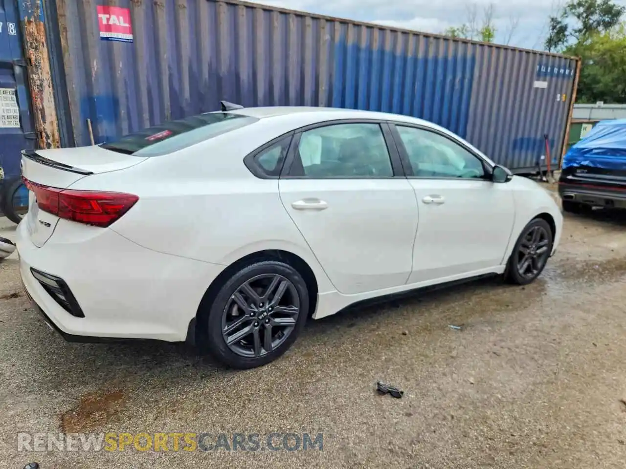 3 Photograph of a damaged car 3KPF34AD3ME383505 KIA FORTE 2021