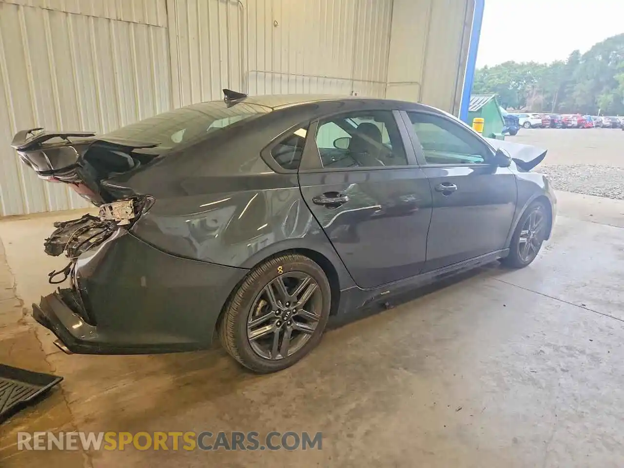 3 Photograph of a damaged car 3KPF34AD4ME275989 KIA FORTE 2021