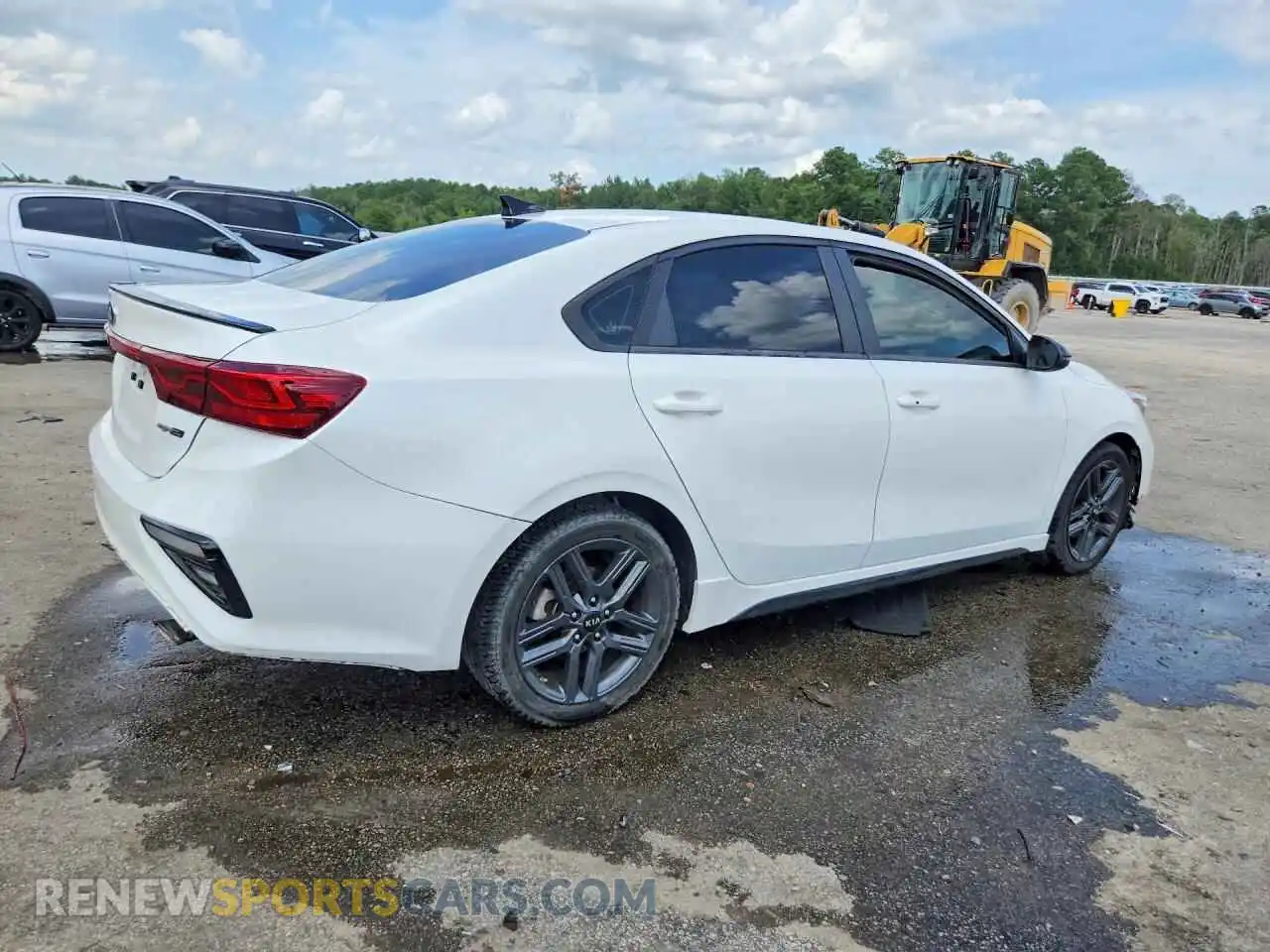 3 fotografías del automóvil dañado 3KPF34AD4ME303662 KIA FORTE 2021