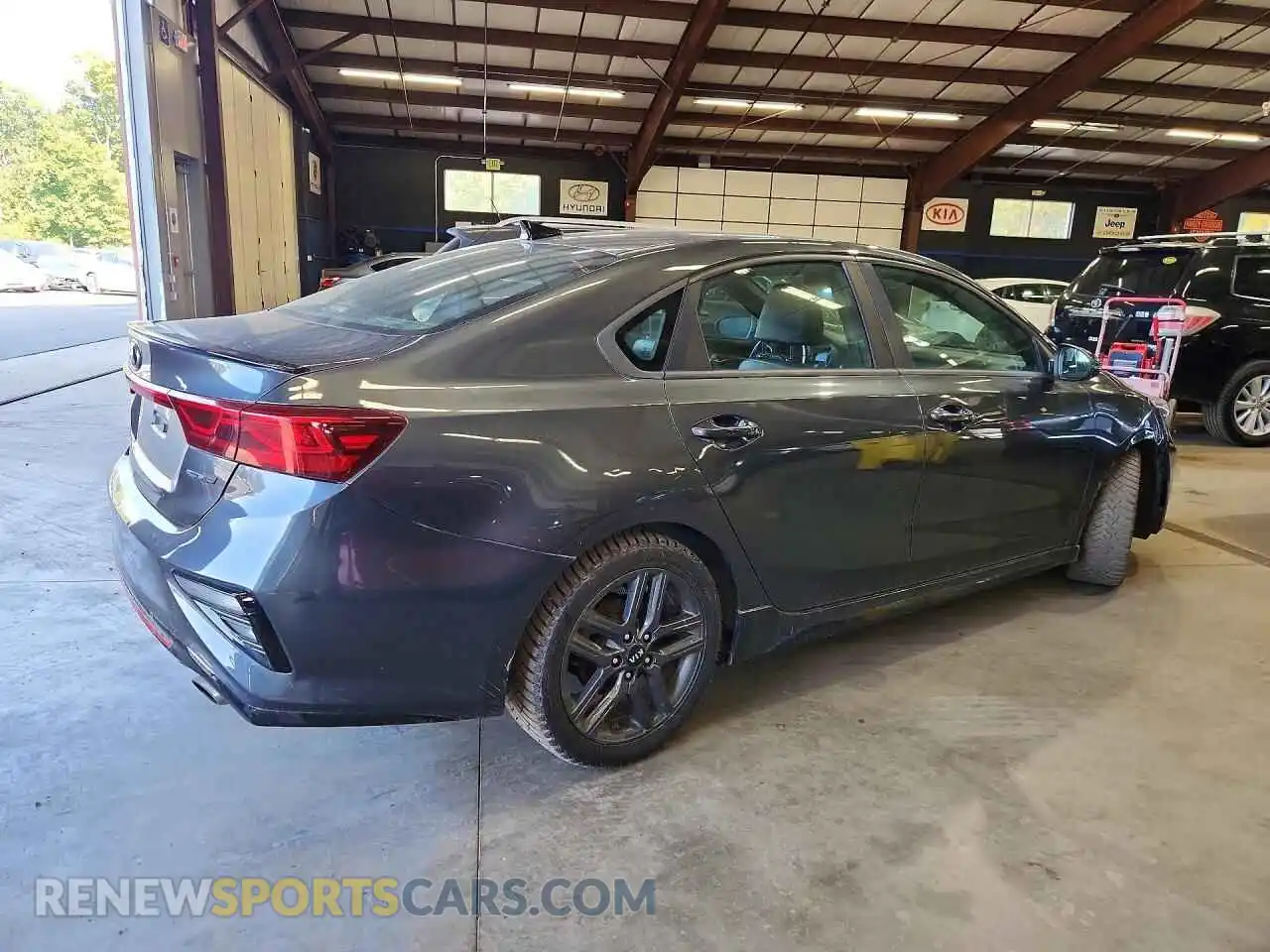 3 Photograph of a damaged car 3KPF34AD4ME306545 KIA FORTE 2021
