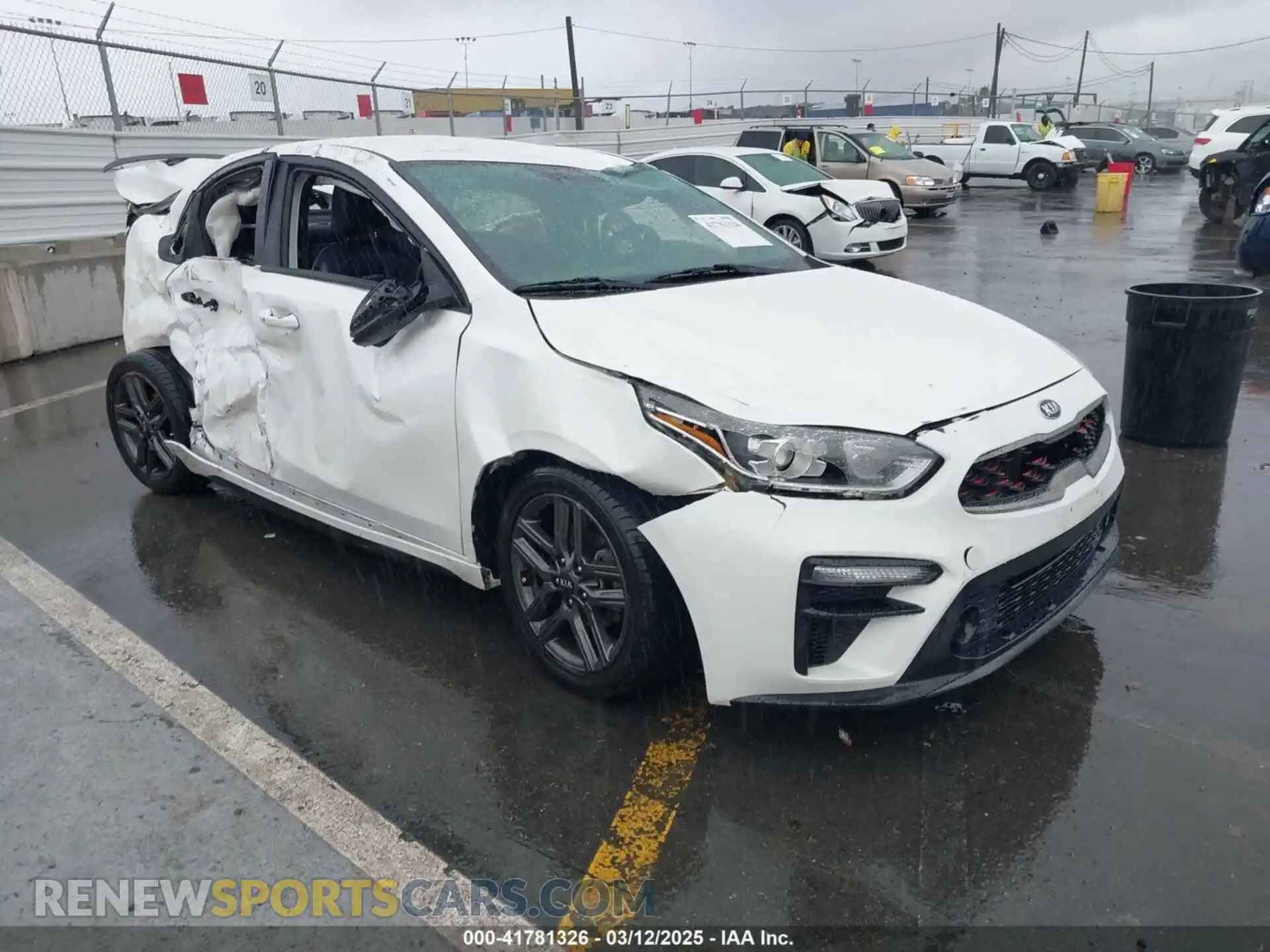 1 Photograph of a damaged car 3KPF34AD4ME306853 KIA FORTE 2021