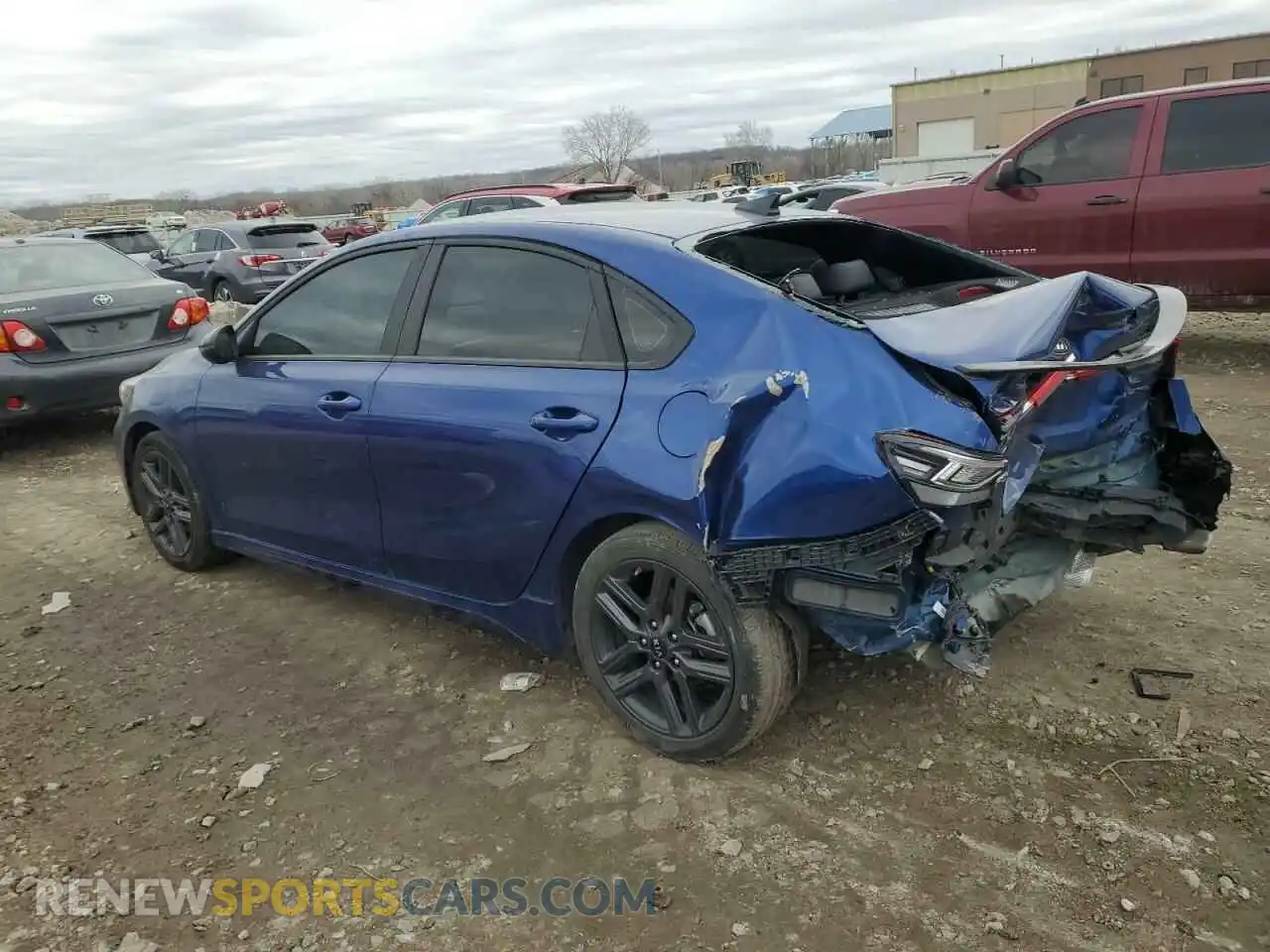 2 fotografías del automóvil dañado 3KPF34AD4ME316170 KIA FORTE 2021