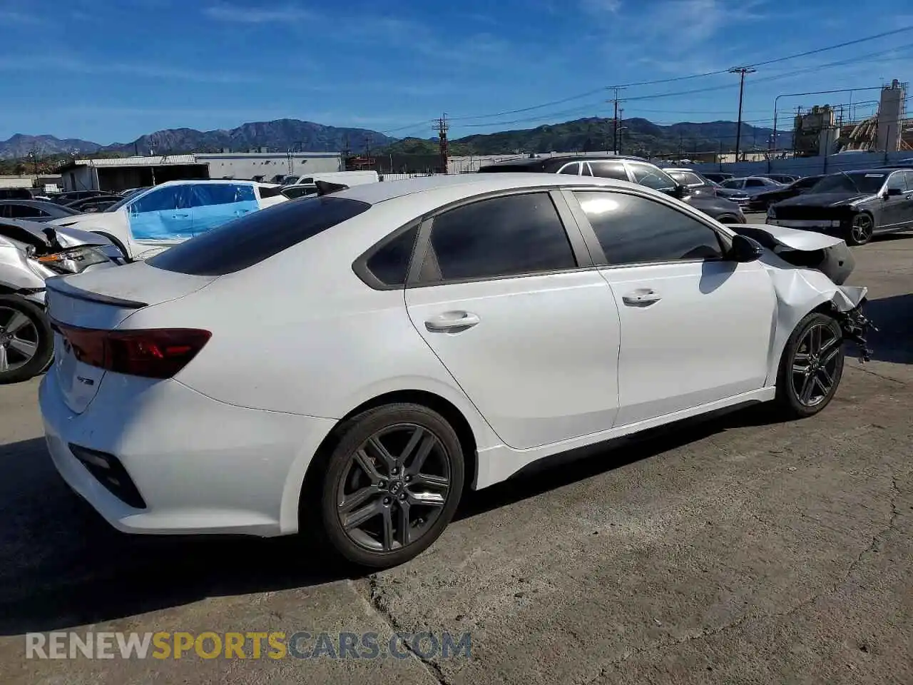 3 Photograph of a damaged car 3KPF34AD5ME280599 KIA FORTE 2021