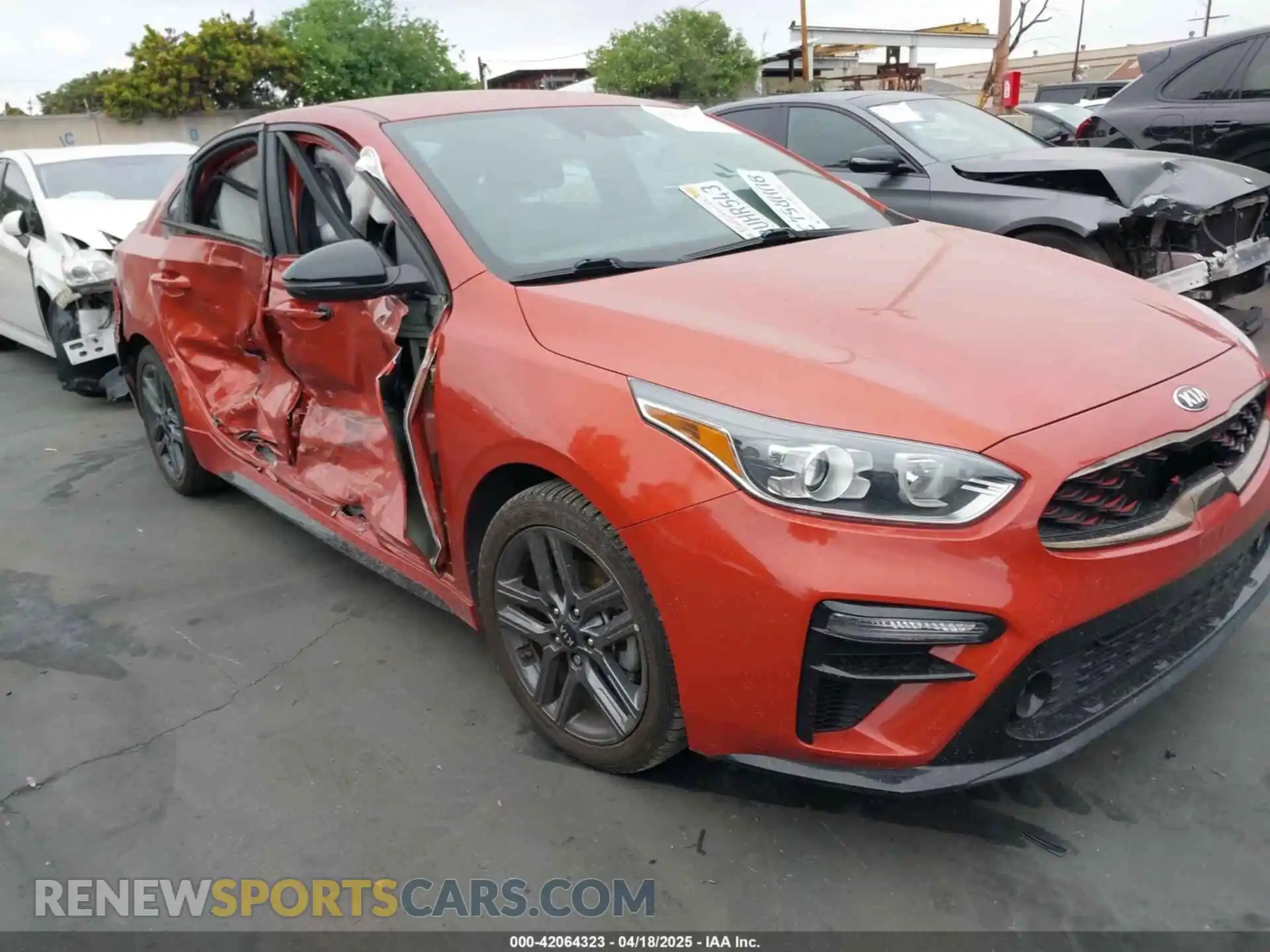 1 Photograph of a damaged car 3KPF34AD5ME292378 KIA FORTE 2021