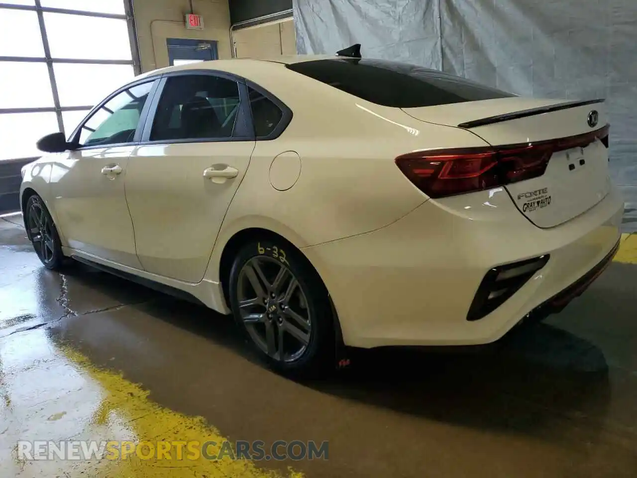 2 Photograph of a damaged car 3KPF34AD5ME325461 KIA FORTE 2021