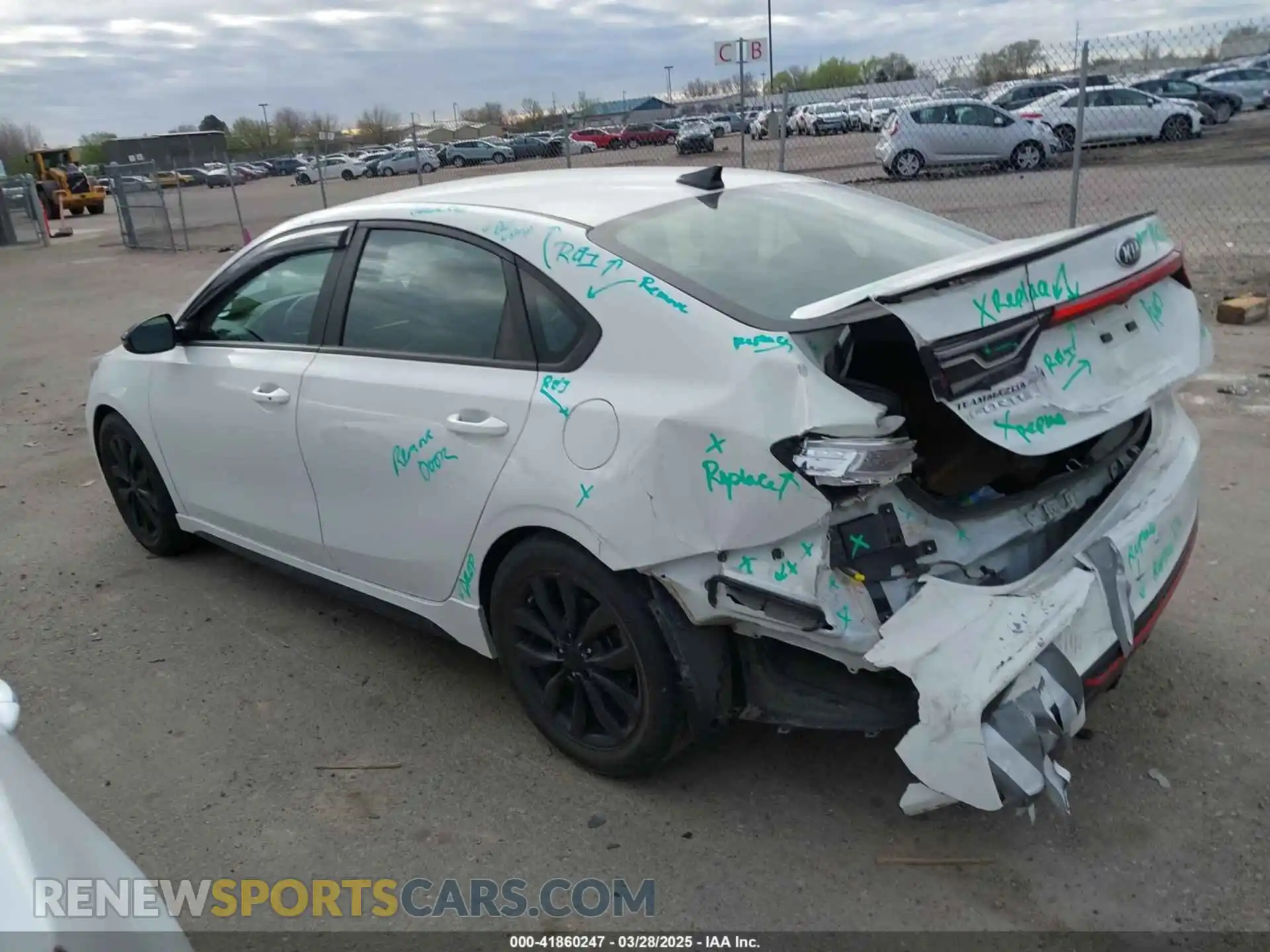 3 Photograph of a damaged car 3KPF34AD6ME358727 KIA FORTE 2021