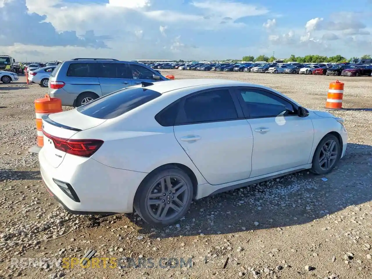 3 Photograph of a damaged car 3KPF34AD6ME365564 KIA FORTE 2021