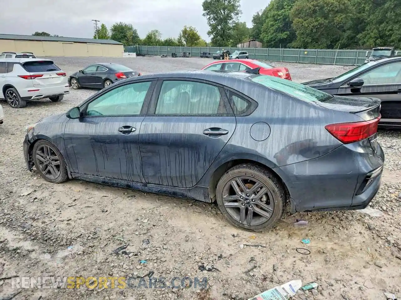 2 fotografías del automóvil dañado 3KPF34AD7ME320844 KIA FORTE 2021