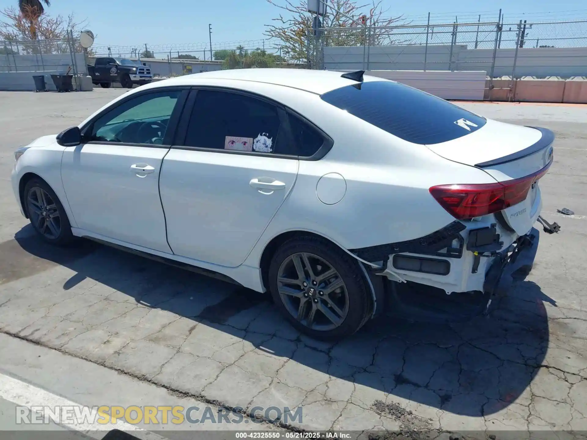 3 Фотография поврежденного автомобиля 3KPF34AD8ME284470 KIA FORTE 2021