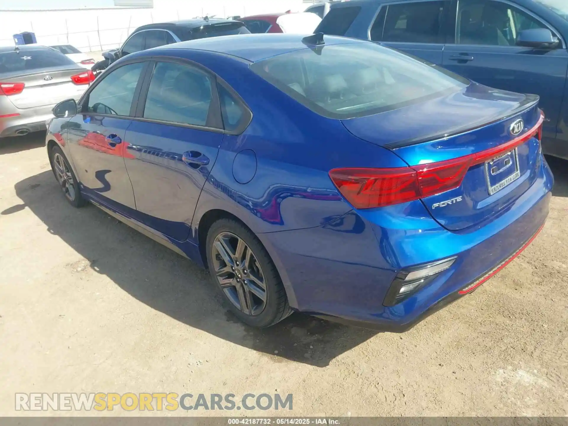 3 Photograph of a damaged car 3KPF34AD8ME309688 KIA FORTE 2021