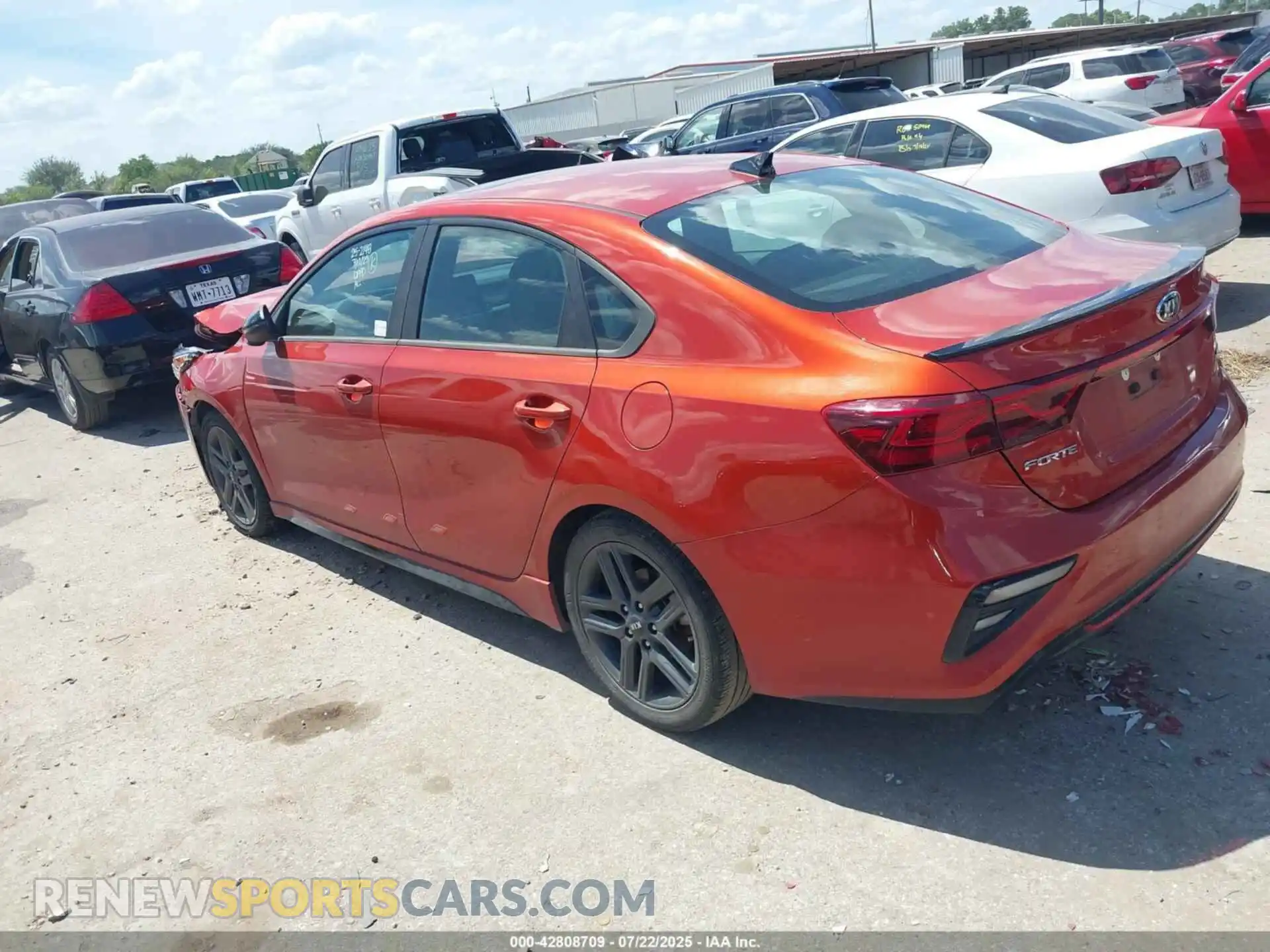 3 Photograph of a damaged car 3KPF34AD8ME318990 KIA FORTE 2021