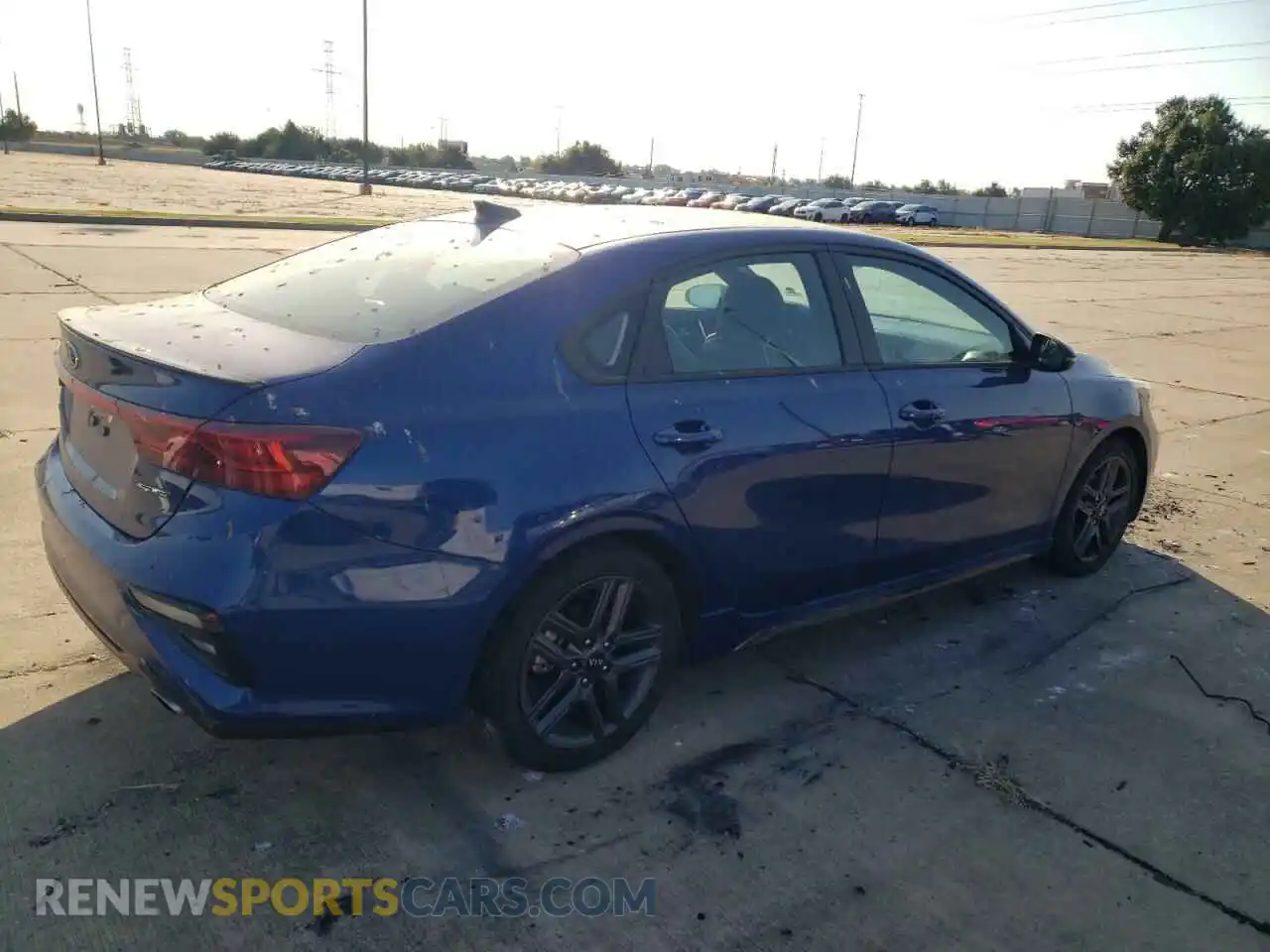 3 Photograph of a damaged car 3KPF34AD8ME396928 KIA FORTE 2021