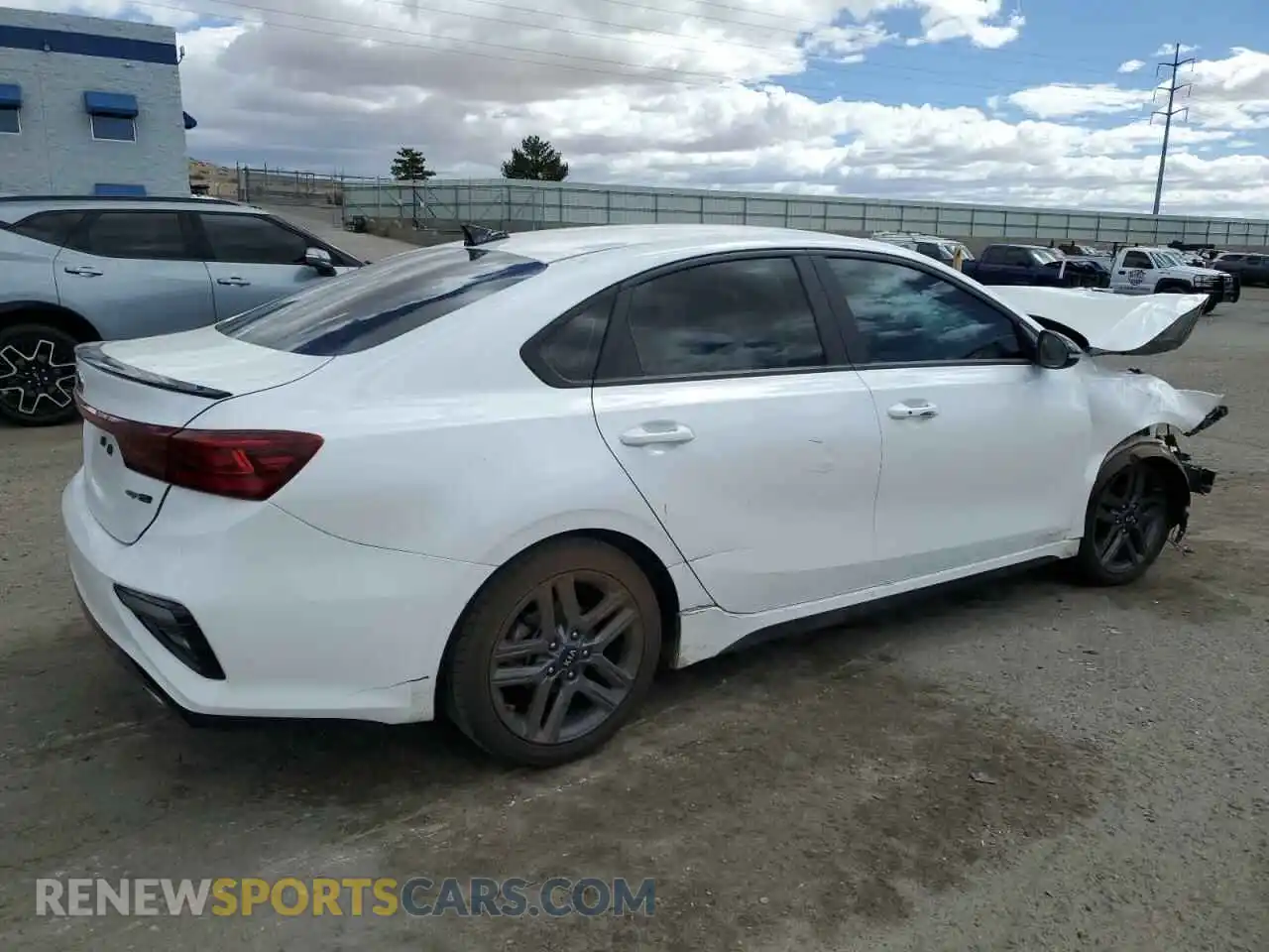 3 Photograph of a damaged car 3KPF34AD8ME423514 KIA FORTE 2021