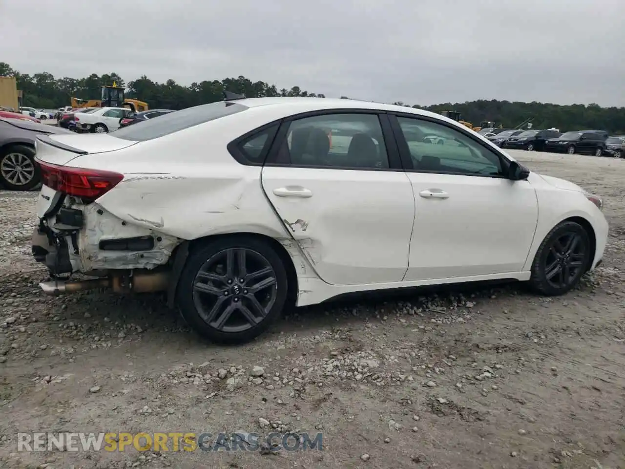 3 Photograph of a damaged car 3KPF34AD9ME282162 KIA FORTE 2021