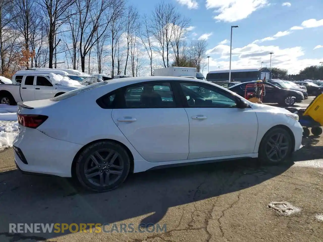 3 Photograph of a damaged car 3KPF34AD9ME301020 KIA FORTE 2021