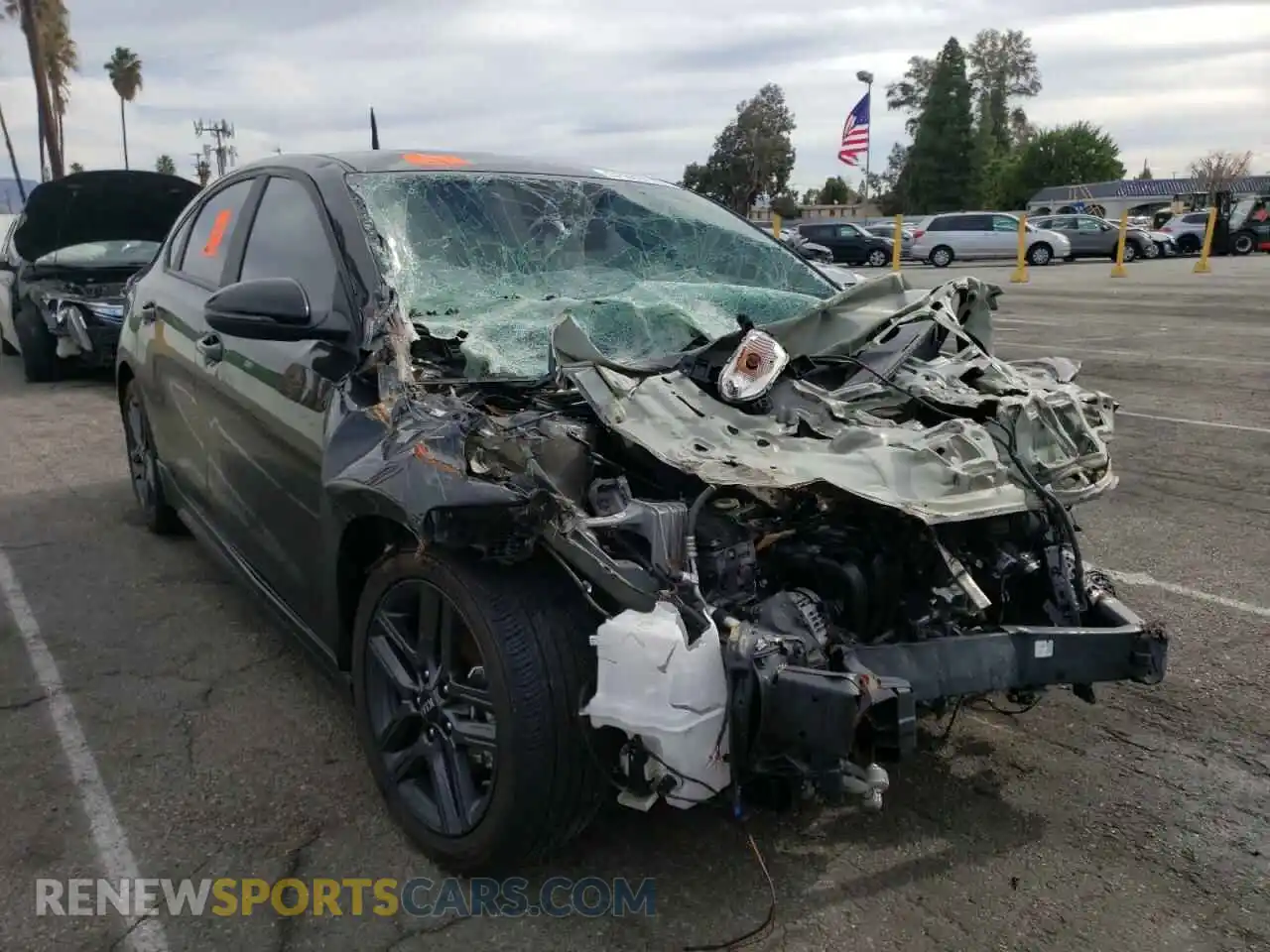 1 Photograph of a damaged car 3KPF34AD9ME317749 KIA FORTE 2021