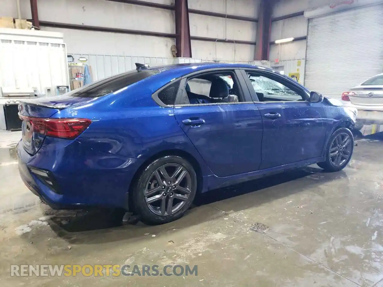 3 Photograph of a damaged car 3KPF34AD9ME323633 KIA FORTE 2021
