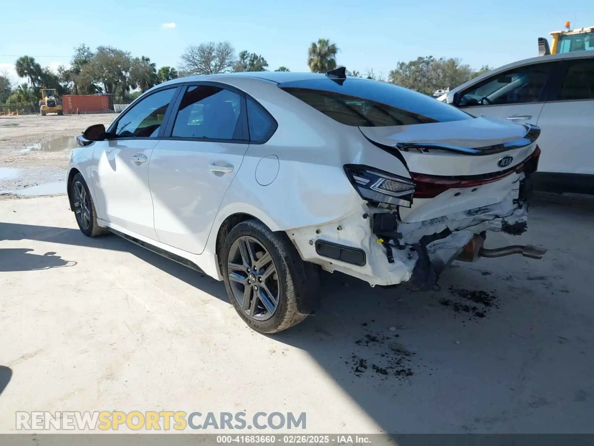 3 Photograph of a damaged car 3KPF34AD9ME390264 KIA FORTE 2021
