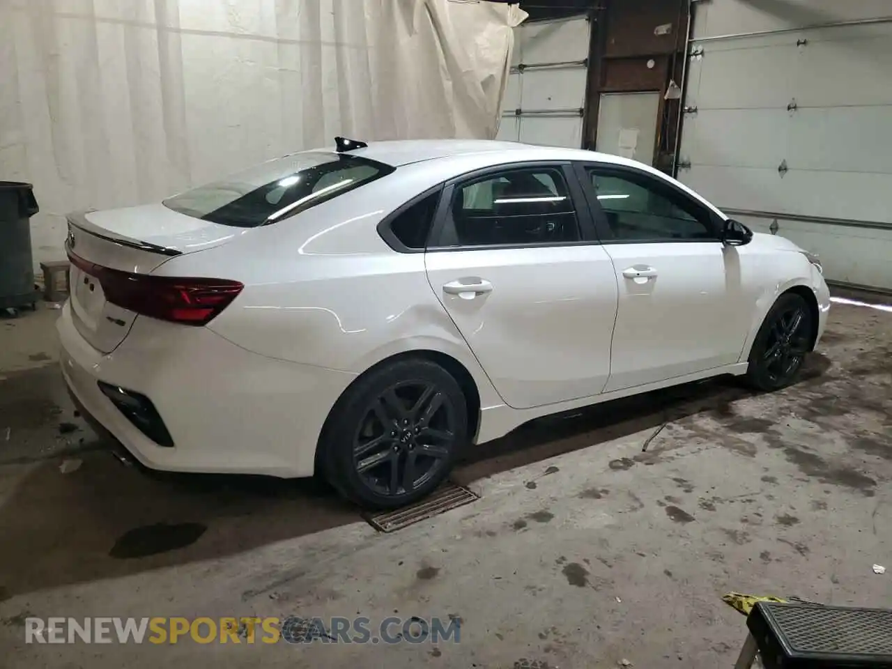 3 Photograph of a damaged car 3KPF34ADXME294692 KIA FORTE 2021