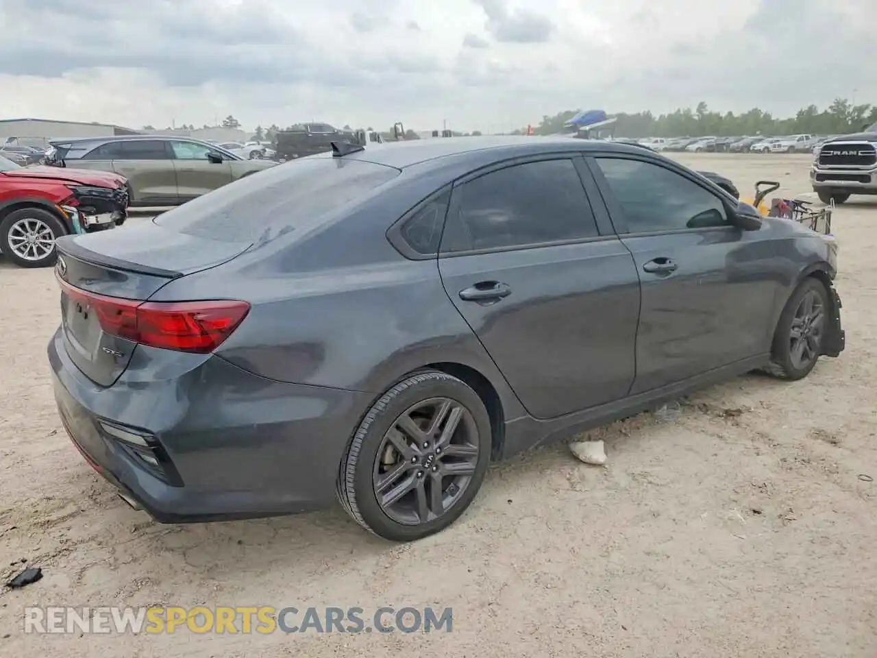 3 Photograph of a damaged car 3KPF34ADXME324676 KIA FORTE 2021
