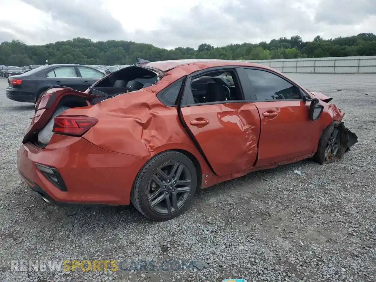 3 fotografías del automóvil dañado 3KPF34ADXME364675 KIA FORTE 2021