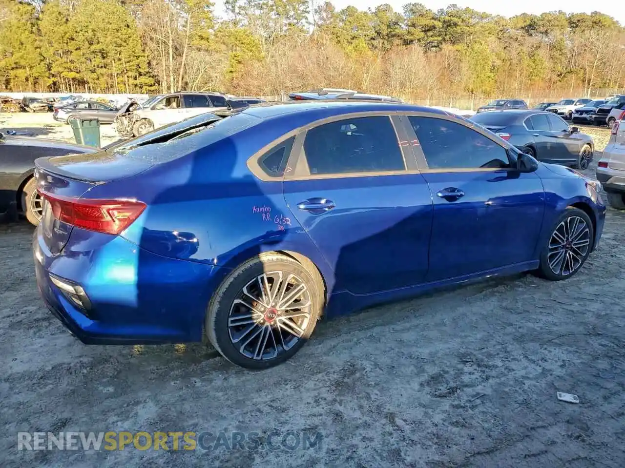 3 Photograph of a damaged car 3KPF44AC0ME274729 KIA FORTE 2021