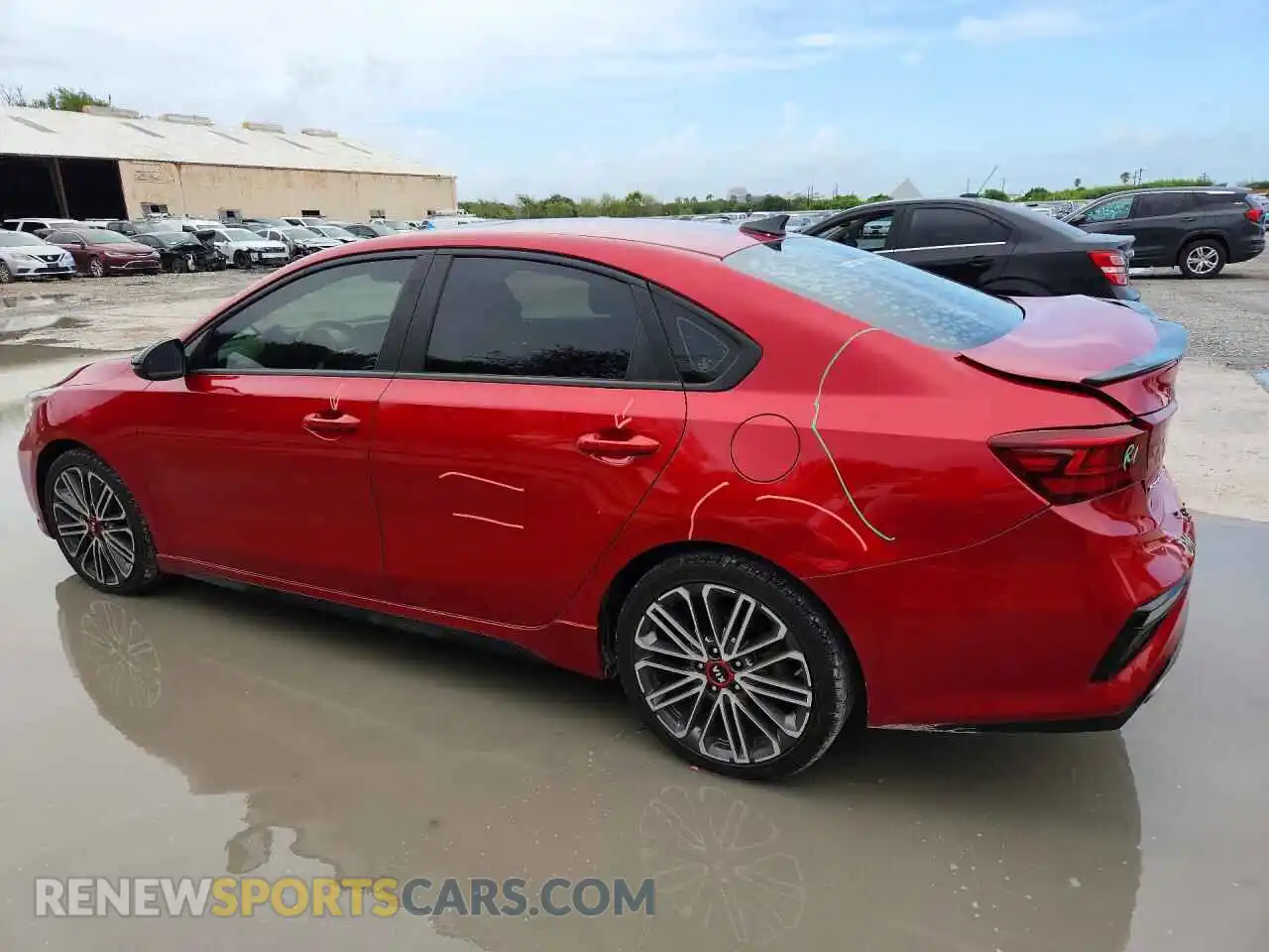 2 fotografías del automóvil dañado 3KPF44AC0ME318194 KIA FORTE 2021