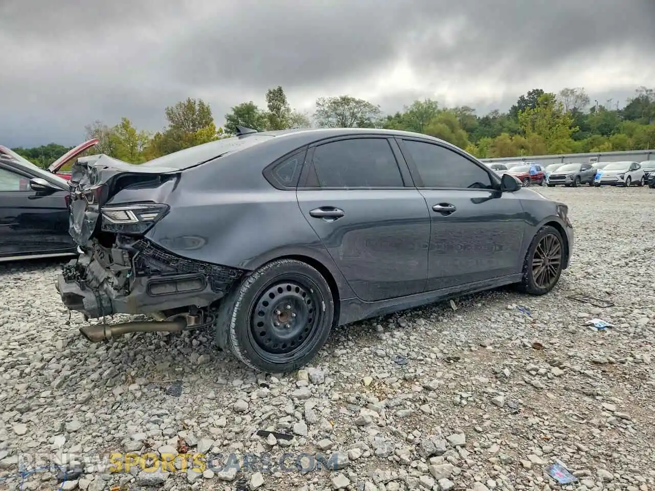 3 Photograph of a damaged car 3KPF44AC0ME352555 KIA FORTE 2021