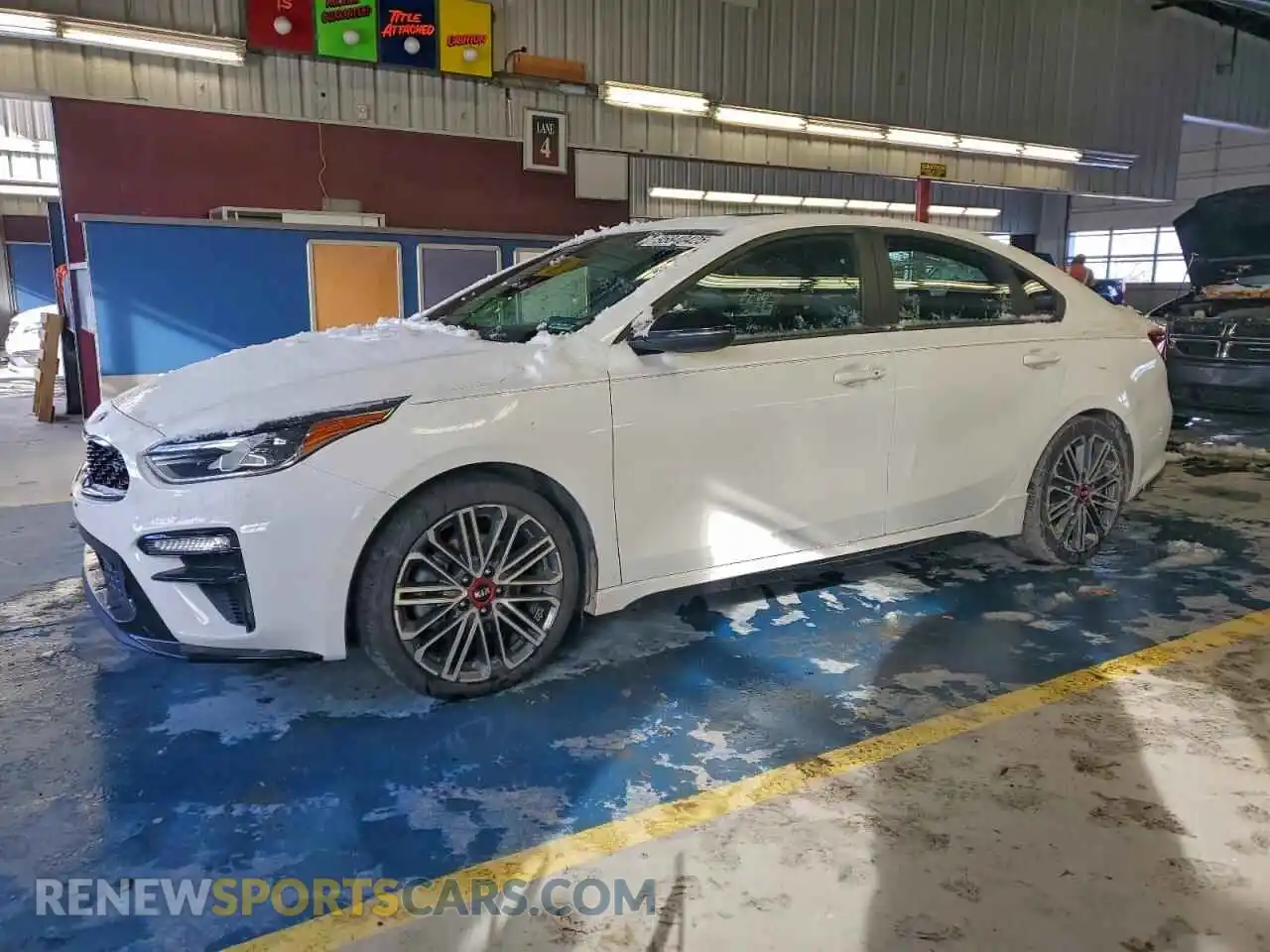 1 Photograph of a damaged car 3KPF44AC0ME377780 KIA FORTE 2021