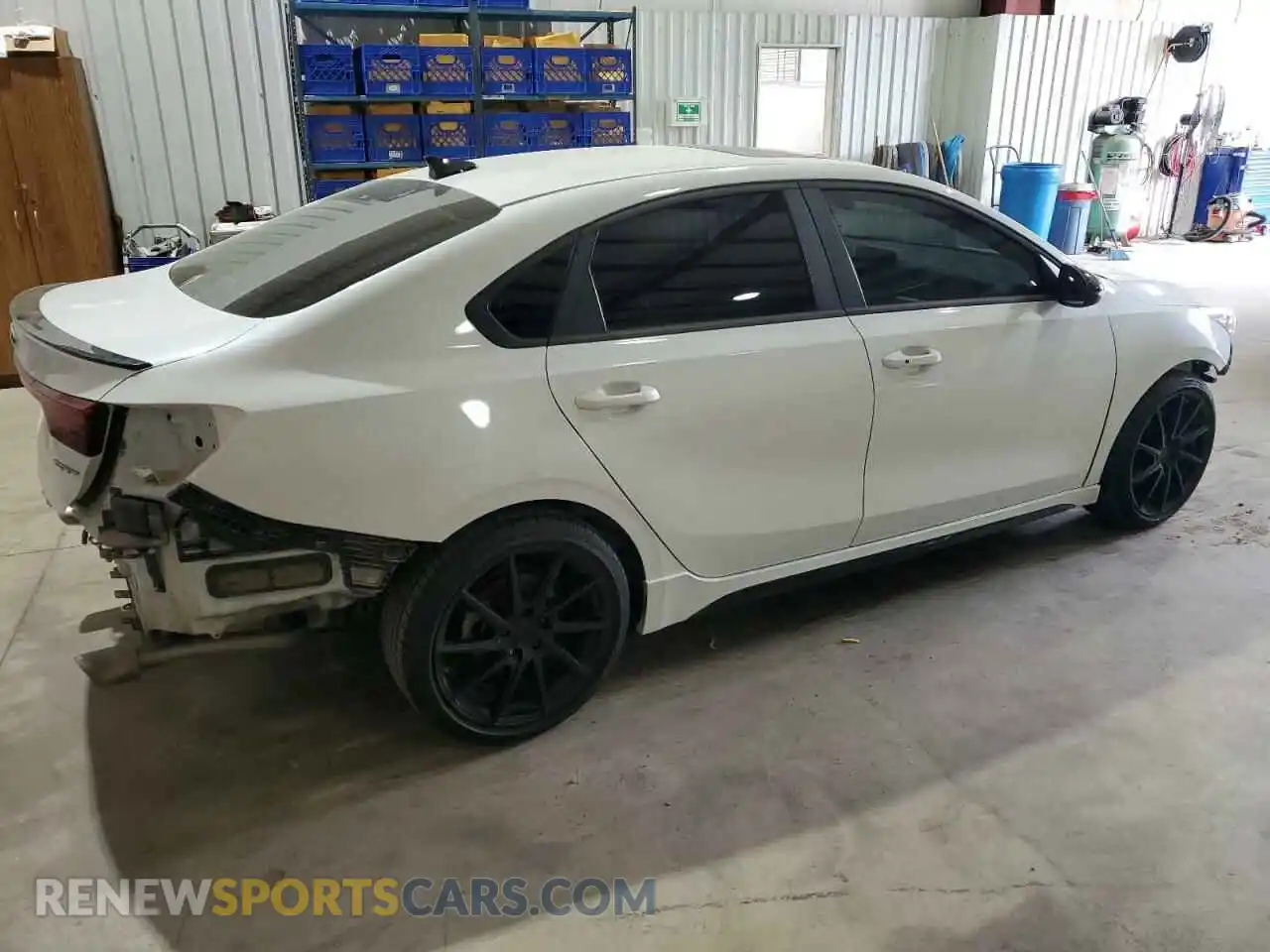 3 Photograph of a damaged car 3KPF44AC1ME358560 KIA FORTE 2021