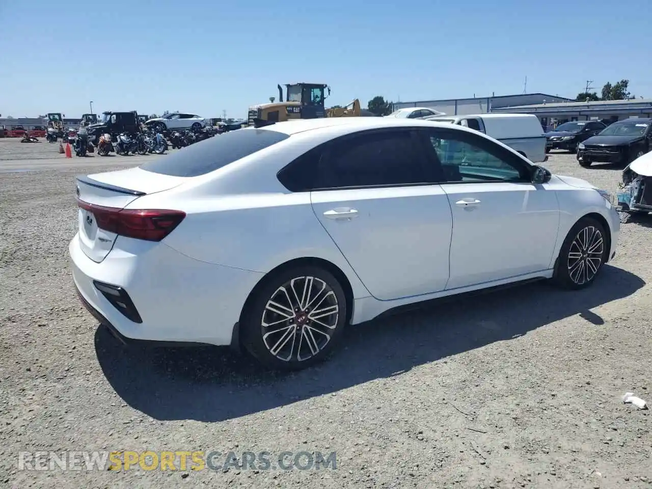 3 Photograph of a damaged car 3KPF44AC2ME319184 KIA FORTE 2021