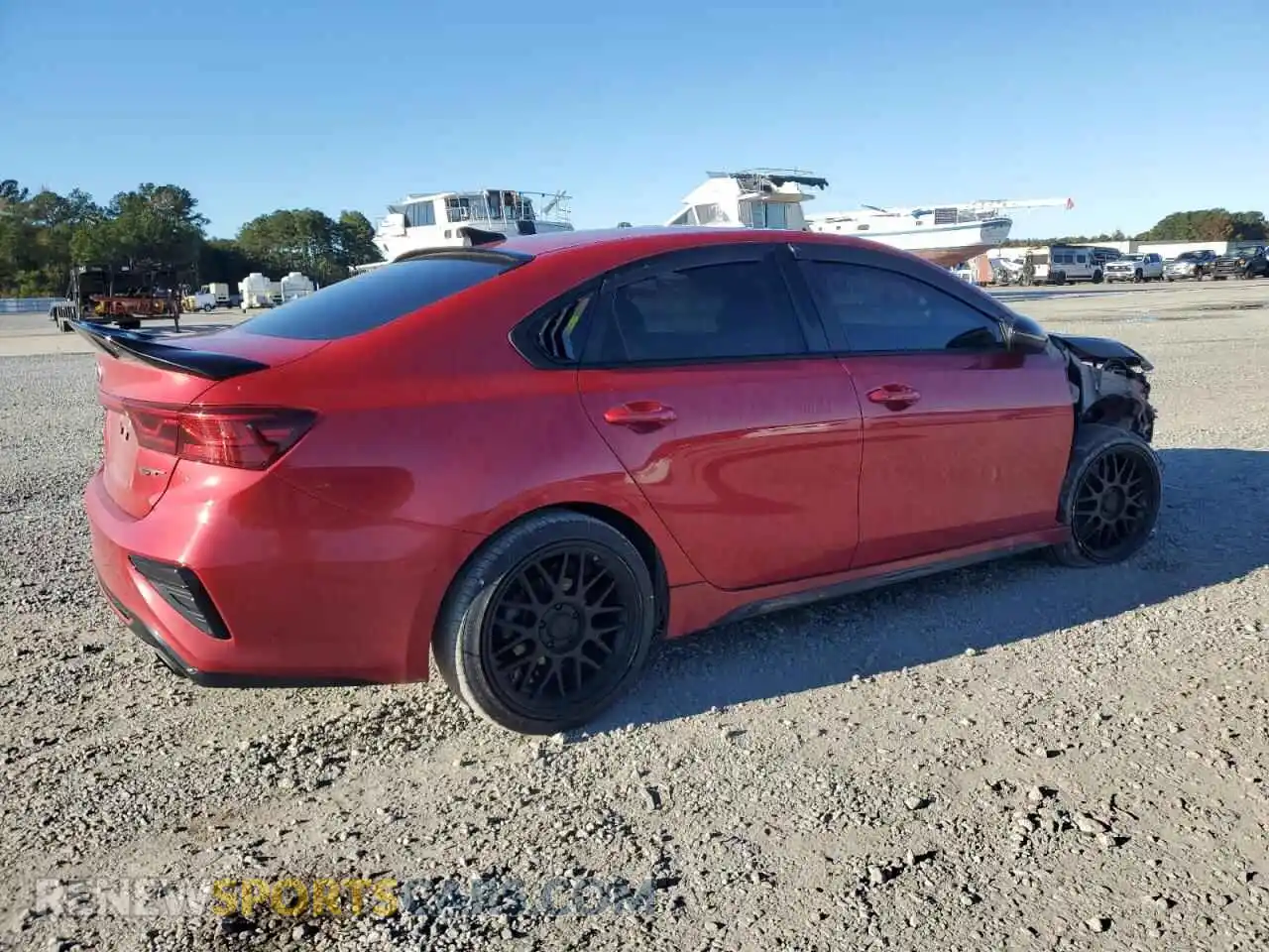 3 Photograph of a damaged car 3KPF44AC6ME338708 KIA FORTE 2021