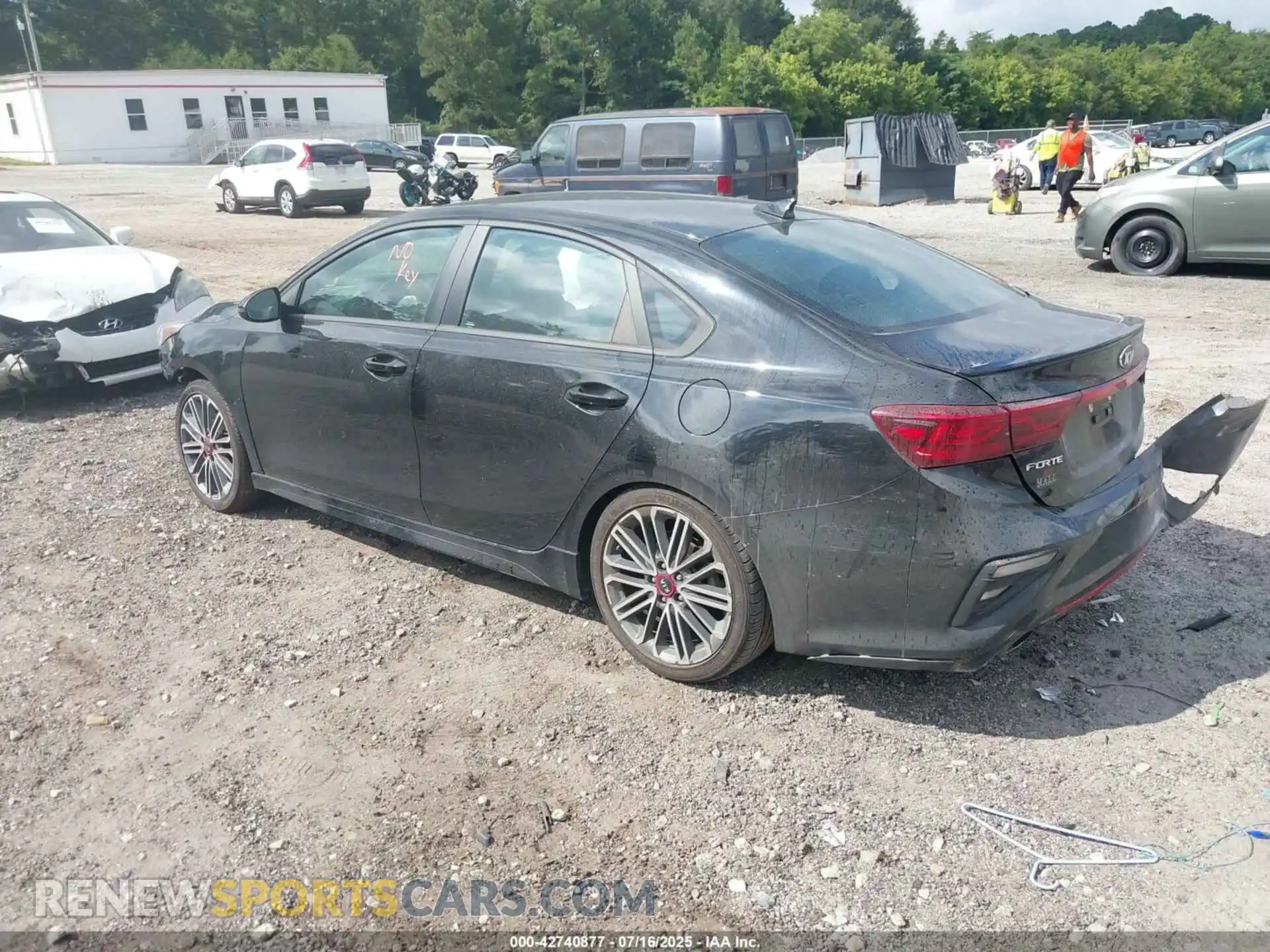 3 Photograph of a damaged car 3KPF44AC6ME344816 KIA FORTE 2021
