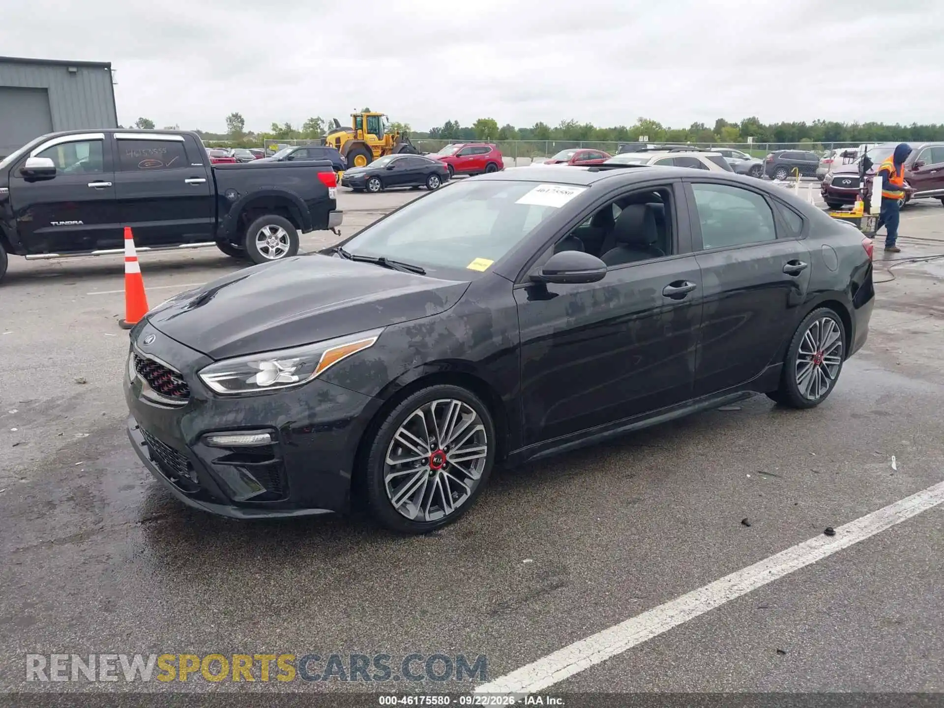 2 fotografías del automóvil dañado 3KPF44AC6ME378531 KIA FORTE 2021