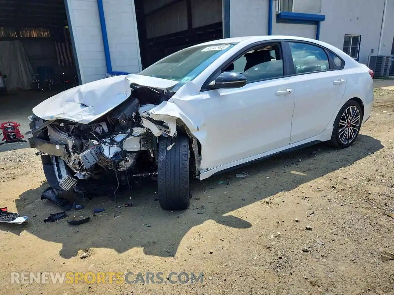 1 Фотография поврежденного автомобиля 3KPF44AC7ME343108 KIA FORTE 2021