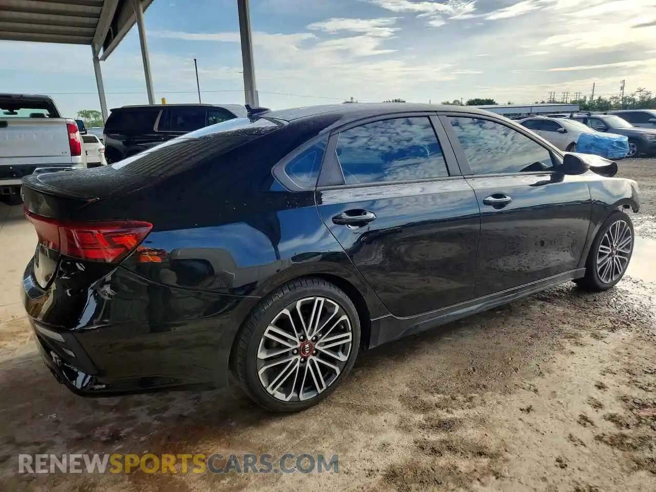 3 Photograph of a damaged car 3KPF44AC8ME272596 KIA FORTE 2021