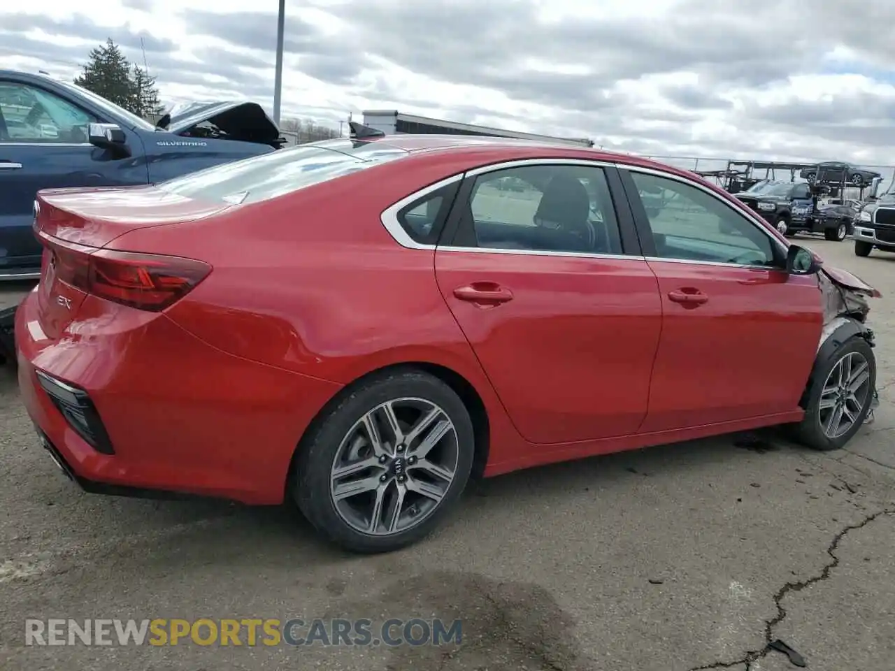3 Photograph of a damaged car 3KPF54AD1ME405480 KIA FORTE 2021