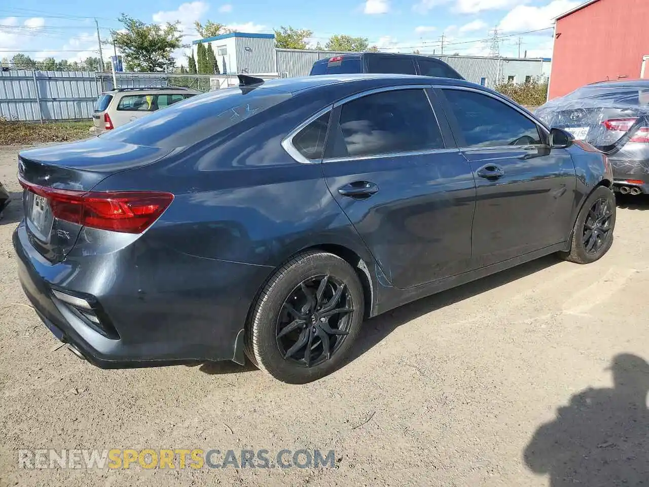 3 fotografías del automóvil dañado 3KPF54AD2ME278402 KIA FORTE 2021