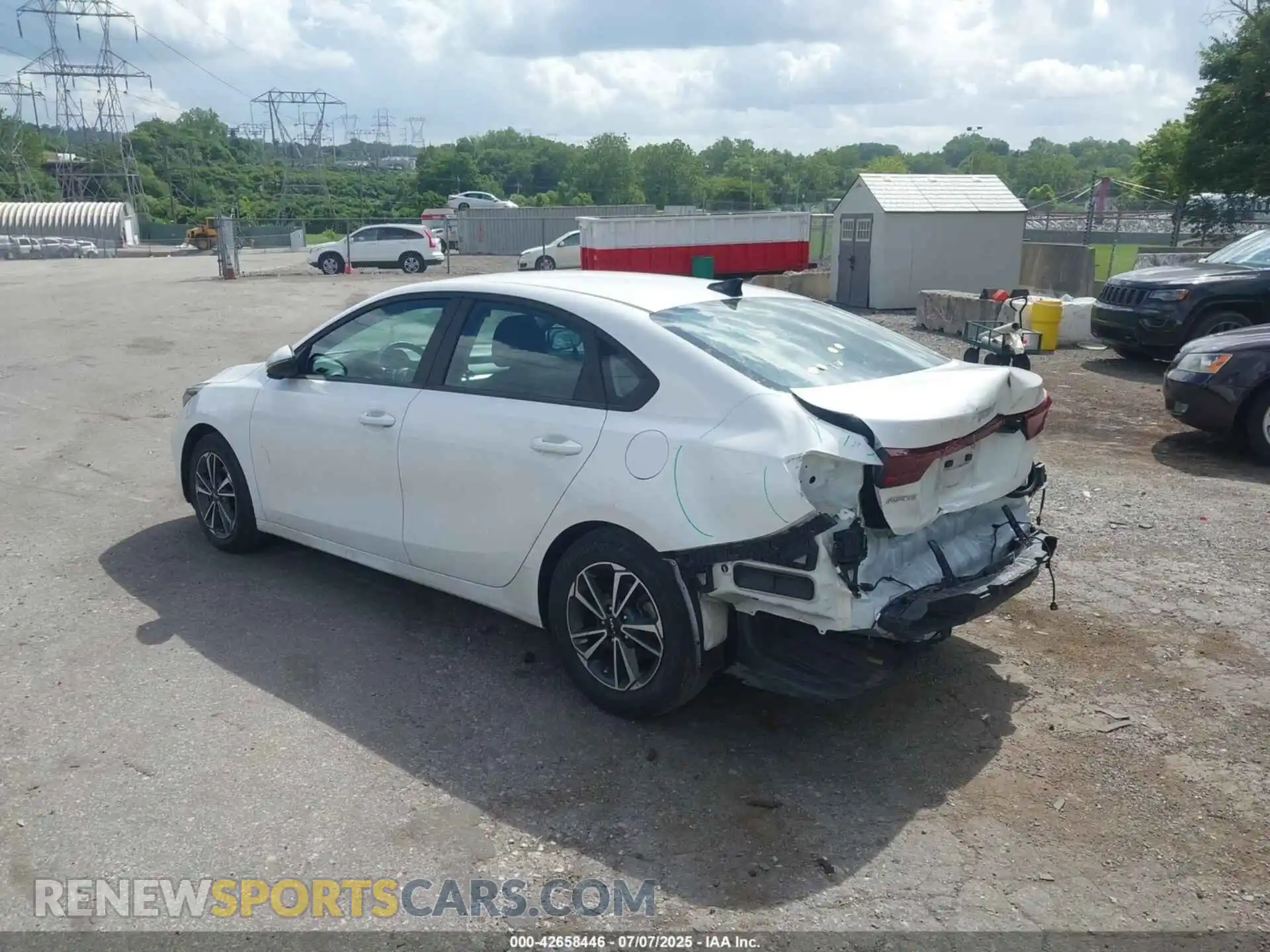 3 Photograph of a damaged car 3KPF24AD0NE499720 KIA FORTE 2022