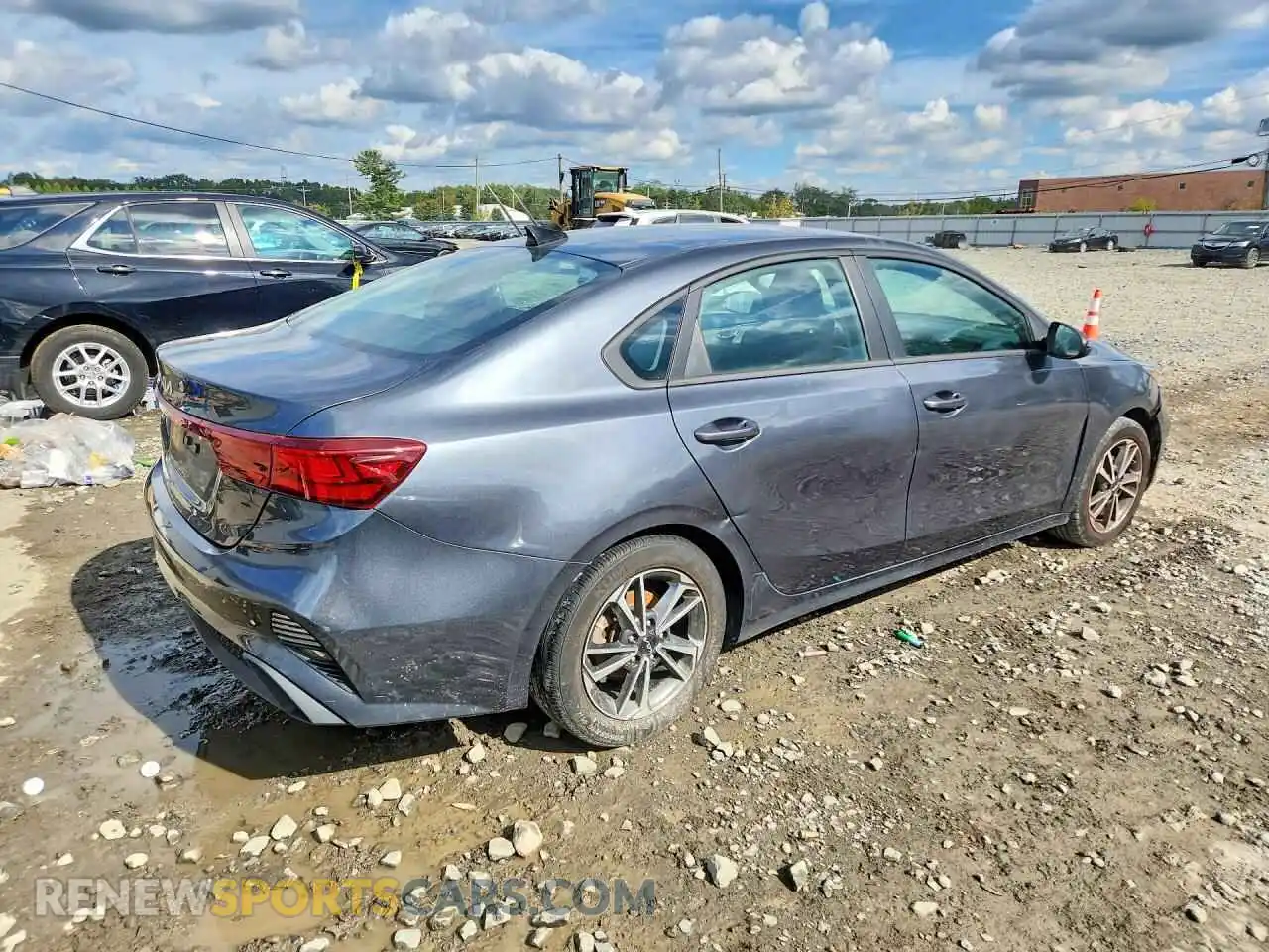 3 Фотография поврежденного автомобиля 3KPF24AD1NE496115 KIA FORTE 2022
