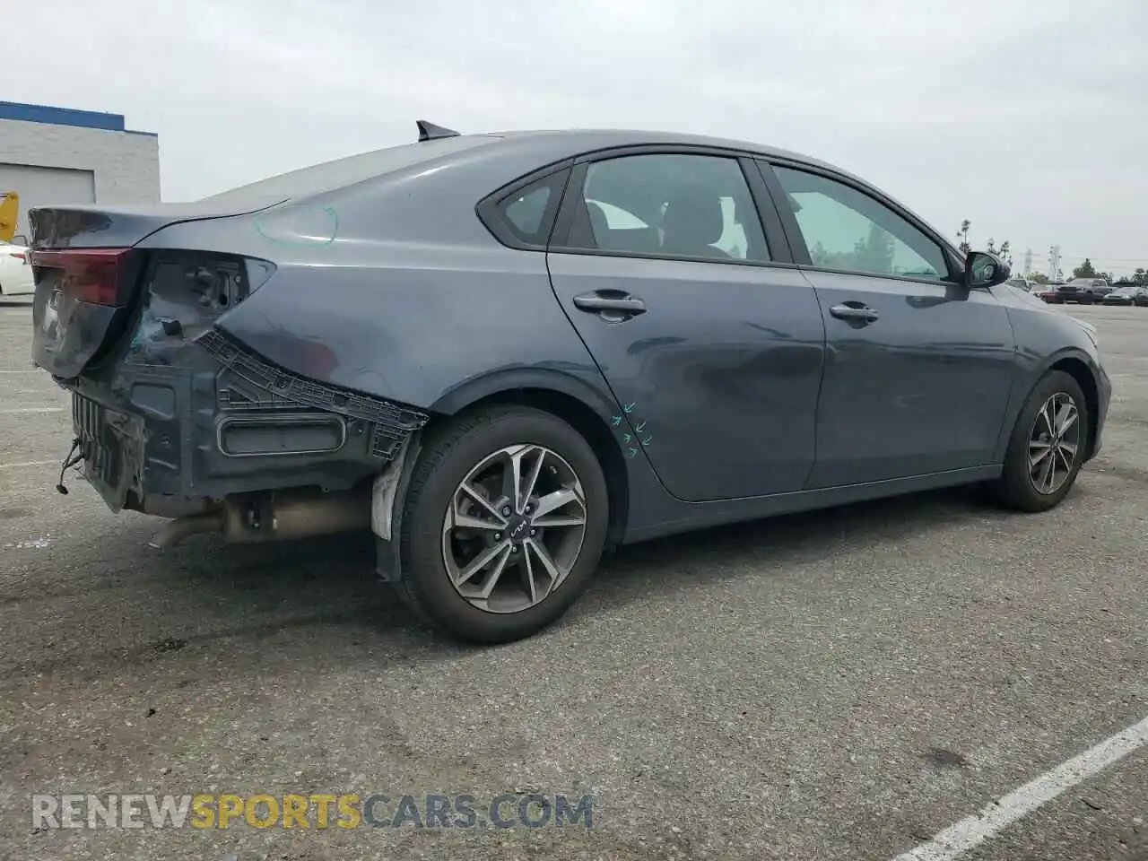 3 Photograph of a damaged car 3KPF24AD2NE477976 KIA FORTE 2022