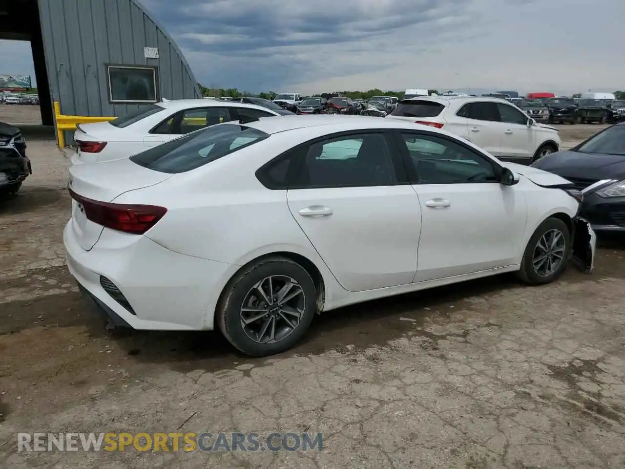 3 Photograph of a damaged car 3KPF24AD2NE479632 KIA FORTE 2022